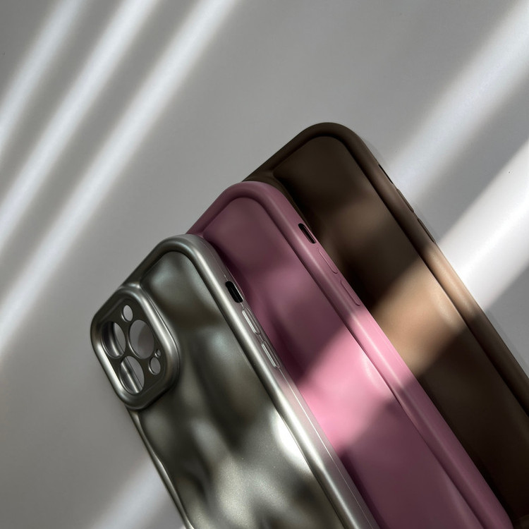 کاور مدل سولید موج دار برجسته کد 568 مناسب برای گوشی موبایل اپل iPhone 13 Pro Max