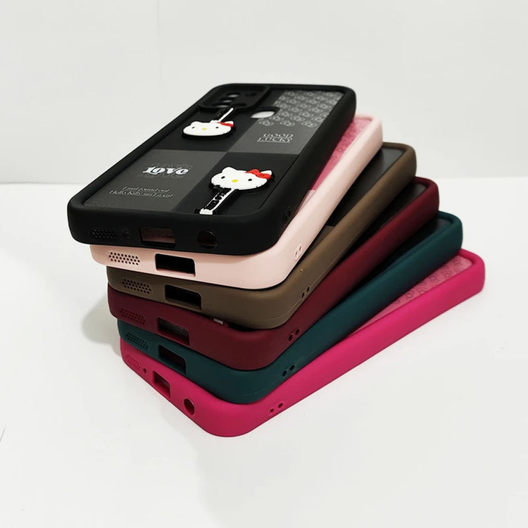 کاور موفی مدل Silicone Puffer Hello Kitty Strap مناسب برای گوشی موبایل شیائومی Redmi 13 / Poco M6 4G / Redmi Note 13R به همراه بند