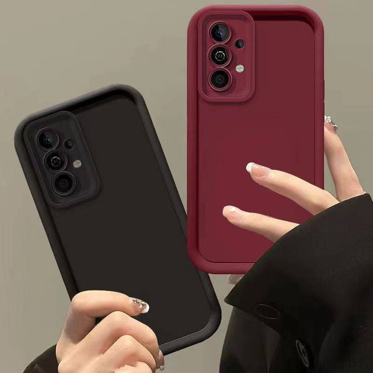 کاور موکولو مدل Silicone Puffer Strap مناسب برای گوشی موبایل سامسونگ Galaxy A13 به همراه بند آویز