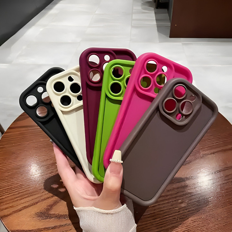 کاور موکولو مدل Silicone Puffer Strap مناسب برای گوشی موبایل شیائومی 14T به همراه بند آویز