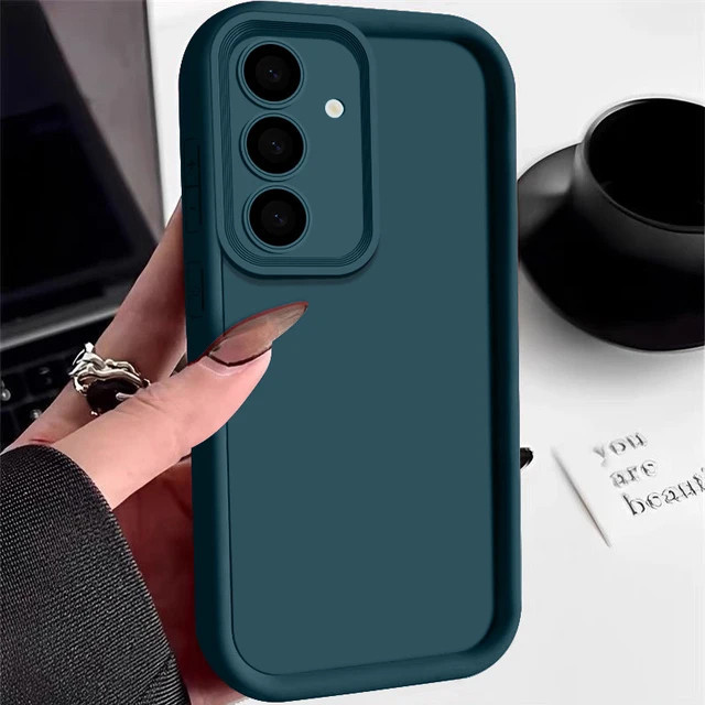 کاور موکولو مدل Silicone Puffer Strap مناسب برای گوشی موبایل سامسونگ Galaxy A16 5G / A16 4G به همراه بند آویز