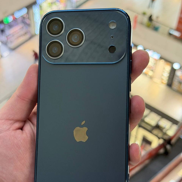کاور مدل کلاسیک مناسب برای گوشی موبایل اپل iphone 17