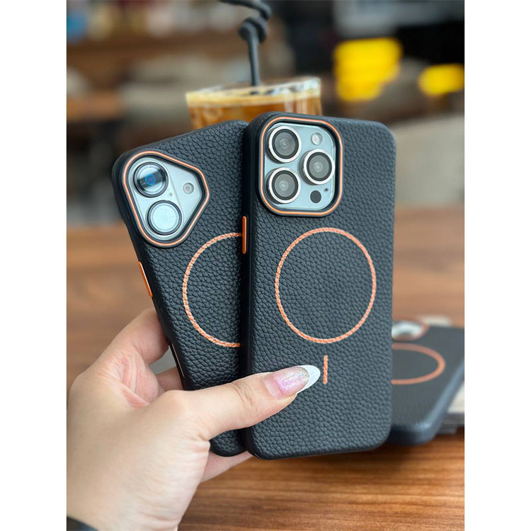 کاور اپیکوی مدل Leather Magnetic مناسب برای گوشی موبایل اپل iPhone 16 Pro Max