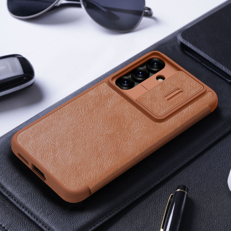 کیف کلاسوری نیلکین مدل Qin Pro مناسب برای گوشی موبایل سامسونگ Galaxy S25