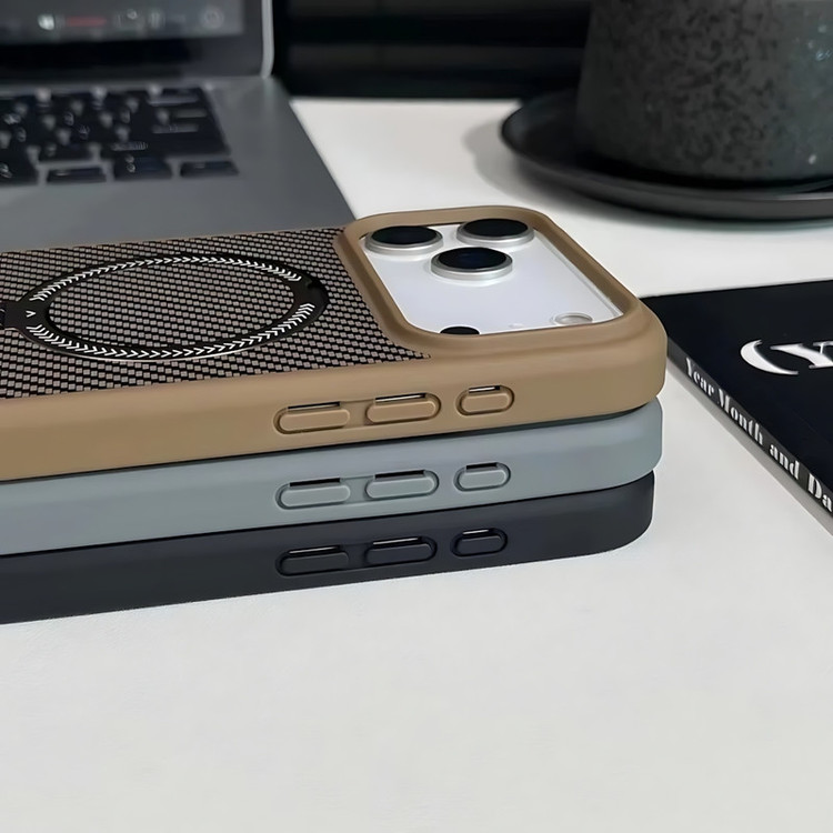 کاور مدل Hexon مناسب برای گوشی موبایل اپل iPhone 17
