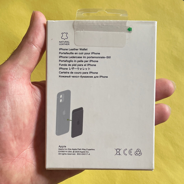 جا کارتی موبایل مدل Leather Wallet MagSafe