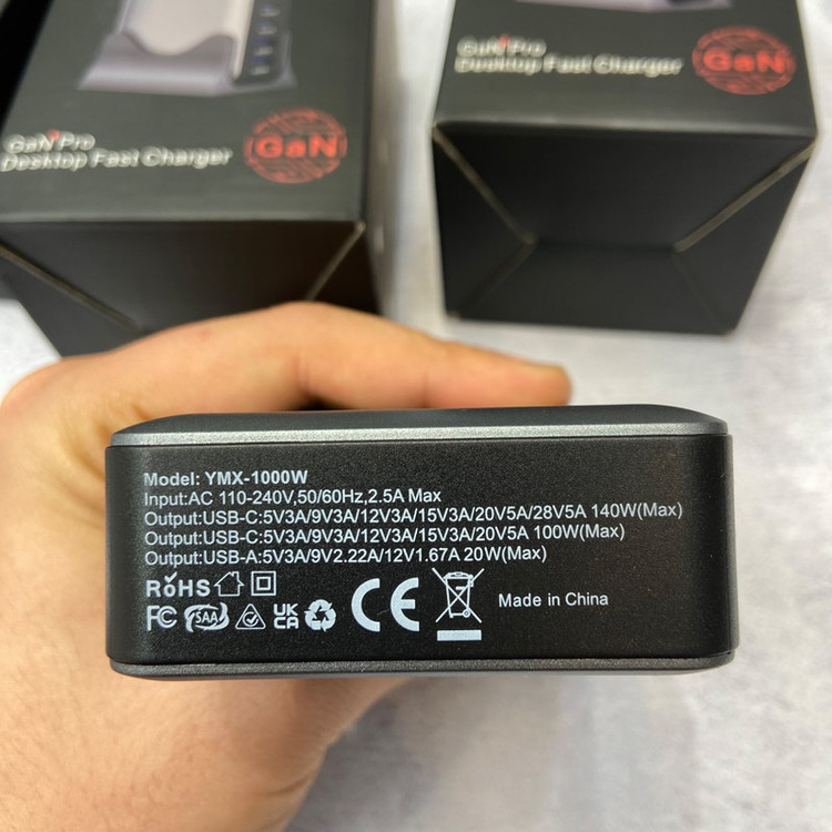شارژر رومیزی 140 وات 10 پورت مدل MH_1000W