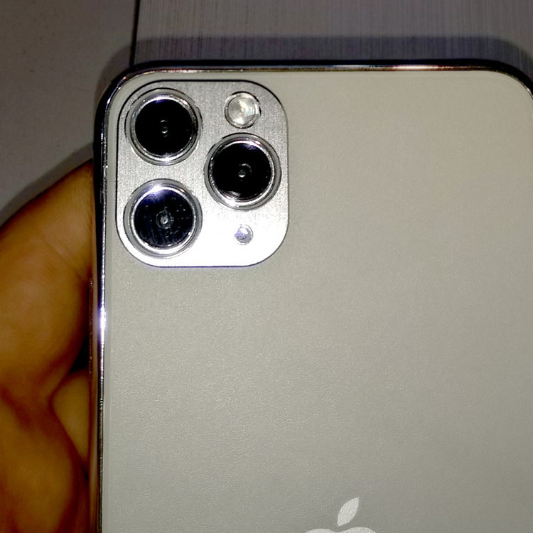 محافظ لنز دوربین ام پی ام مدل Airon-Lux مناسب برای گوشی موبایل اپل Iphone 11 Pro /Iphone 11 Pro Max