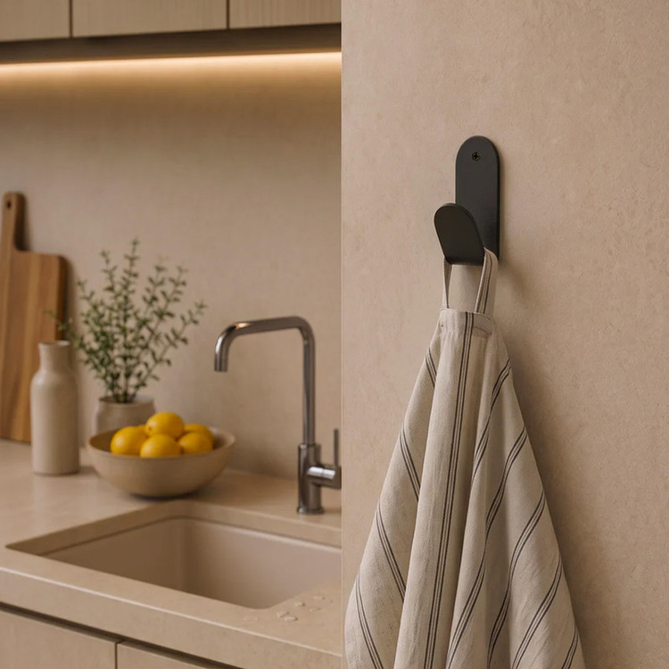 نگهدارنده حوله و دستمال لوادا پلاس مدل Utility hook بسته ۴ عددی