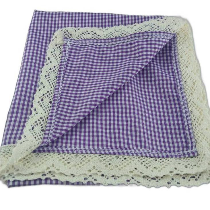 رومیزی مدل چهار خانه طرح آزاد سرا سایز 150x100 سانتیمتر