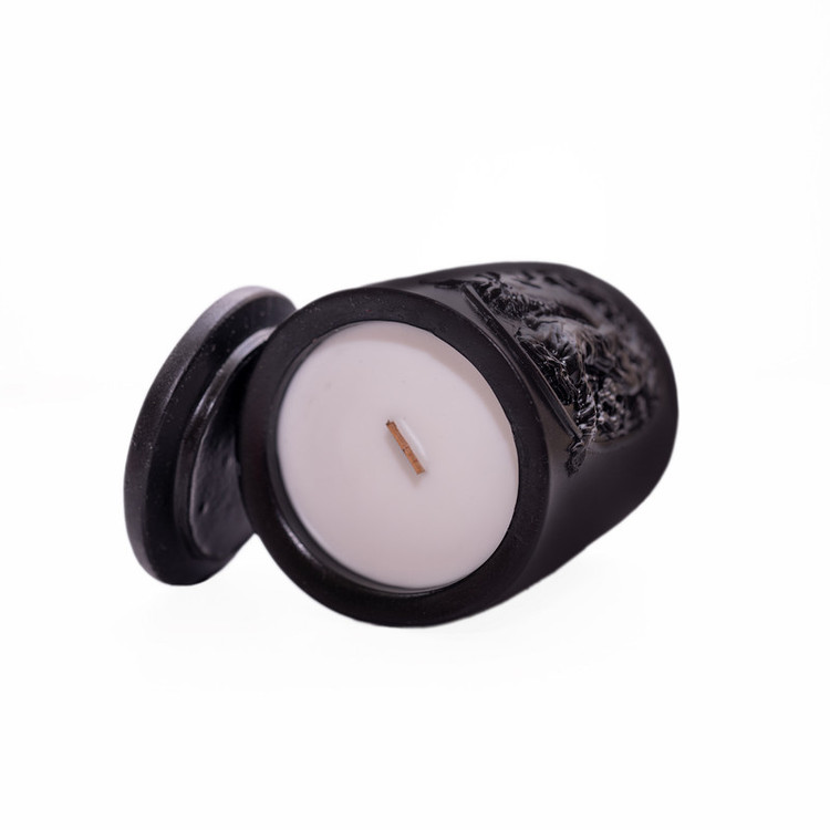 شمع استوانه ای معطر مدل سیاوش با رایحه کاج زمان اتمام 55 ساعت
