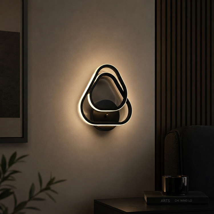 دیوارکوب 1 شعله نور از ما رشکان مدل tudeli/triangle