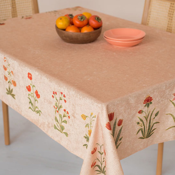 رومیزی هرمود مدل مهرگان سایز 220x150 سانتیمتر