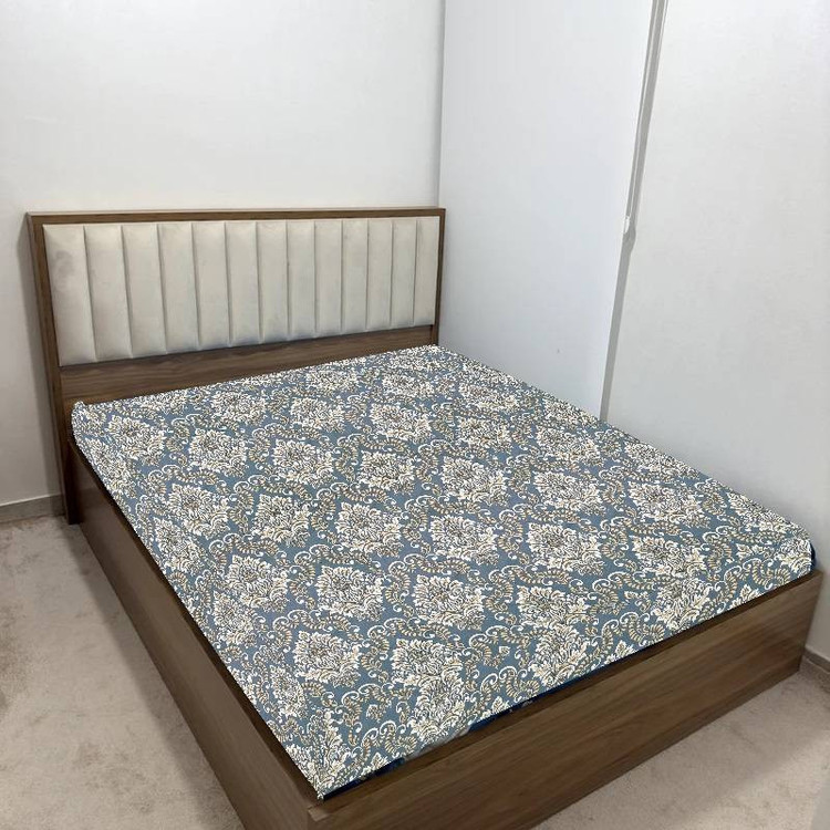 ملحفه پنبه پلی استر مدل ترگل دو نفره سایز 200x180 سانتیمتر