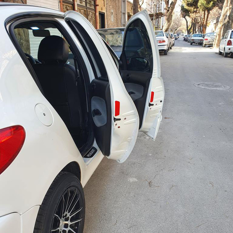 برچسب شبرنگ هشدار باز بودن درب خودرو رفلکتر مدل R7YP7 مناسب برای آر دی بسته 4 عددی