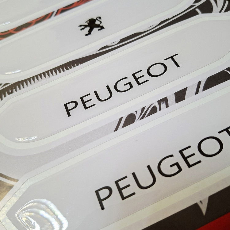 ضربه گیر و برچسب ضدخش زیردستگیره درب خودرو مدل ژله ای PH-J31 بسته 4 عددی مناسب برای پژوپارس