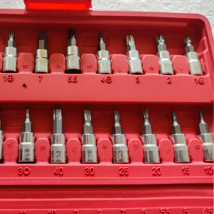 آچار بکس مدل TSS 12 4- 45 مجموعه 46 عددی