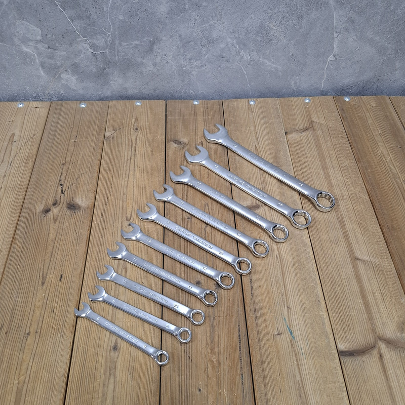 مجموعه 85 عددی ابزار دستی باس مدل 85PCS _SET