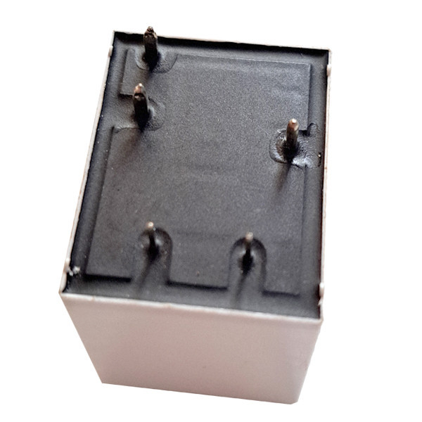 رله 24 ولت 30 آمپر اچ کا ای مدل CMP8-S-DC24V-C
