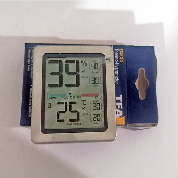 دماسنج و رطوبت سنج تی اف ای مدل 30.5047