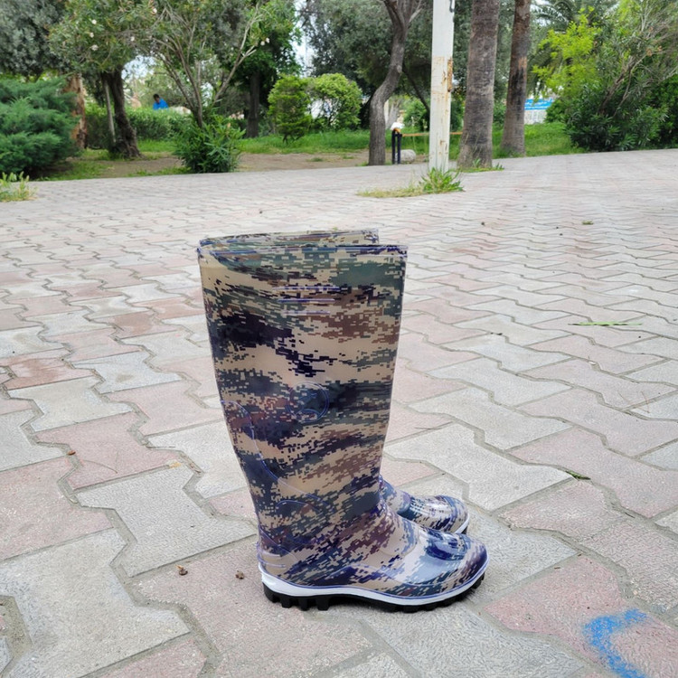 چکمه ایمنی ماناپا مدل H4045 رنگ سبز