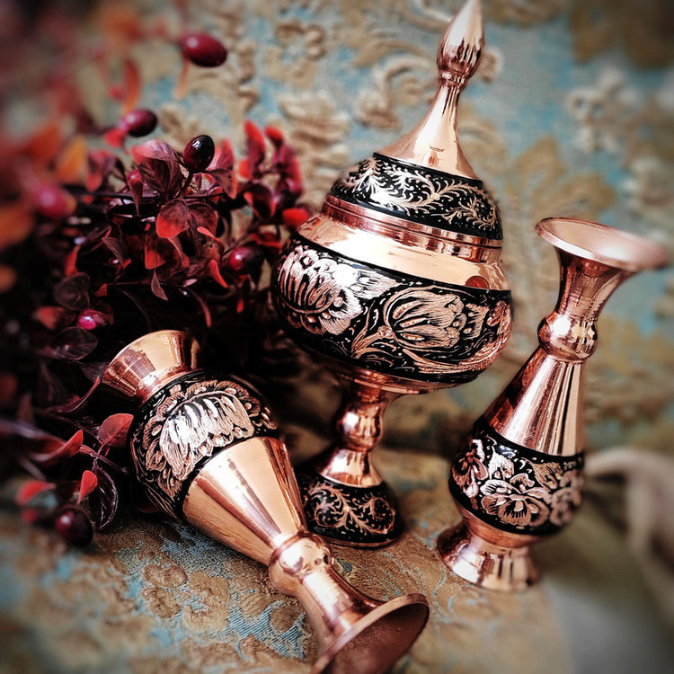 شکلات خوری مسی نگارستان نیلی مدل الماس تراش کد 24