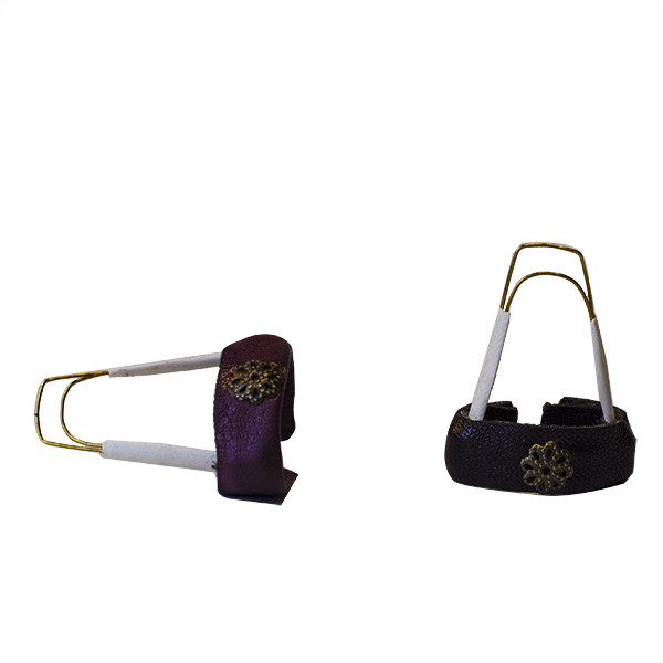 مضراب سه تار طرح چرم کد T10