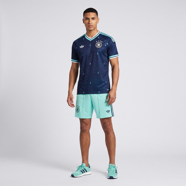 ست تیشرت آستین کوتاه و شلوارک ورزشی مردانه مدل آلمان Away WC 2026