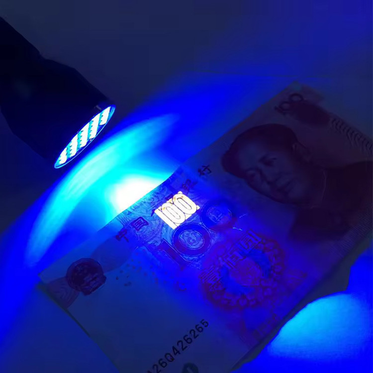 چراغ قوه اکی یس مدل UV LIGHT 21