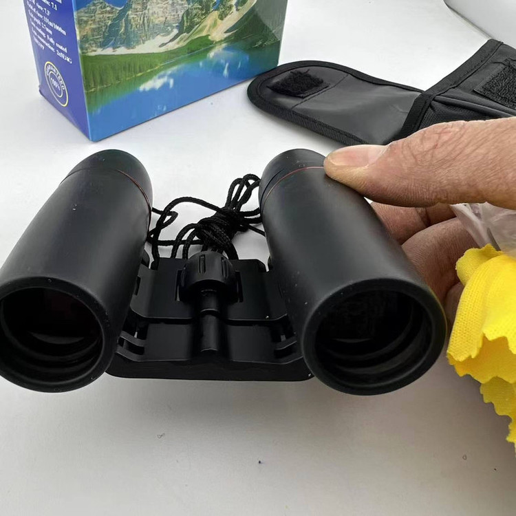 دوربین دوچشمی مدل RoofPrism