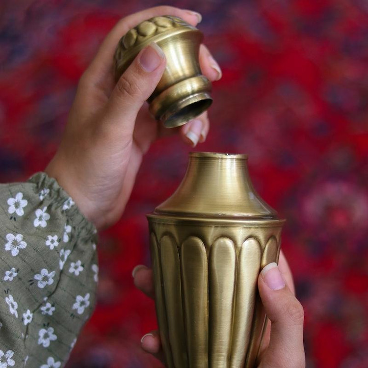 چای دان دست ساز مدل خشت برنجی مامان بزرگ