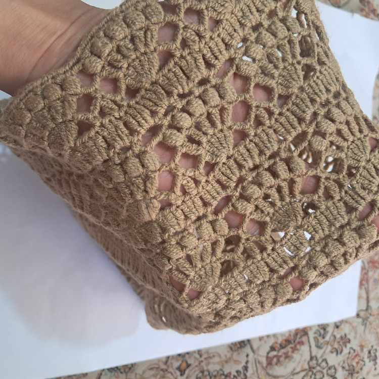 شال دست دوز زنانه مدل رینگی طرح گل چهارفصل